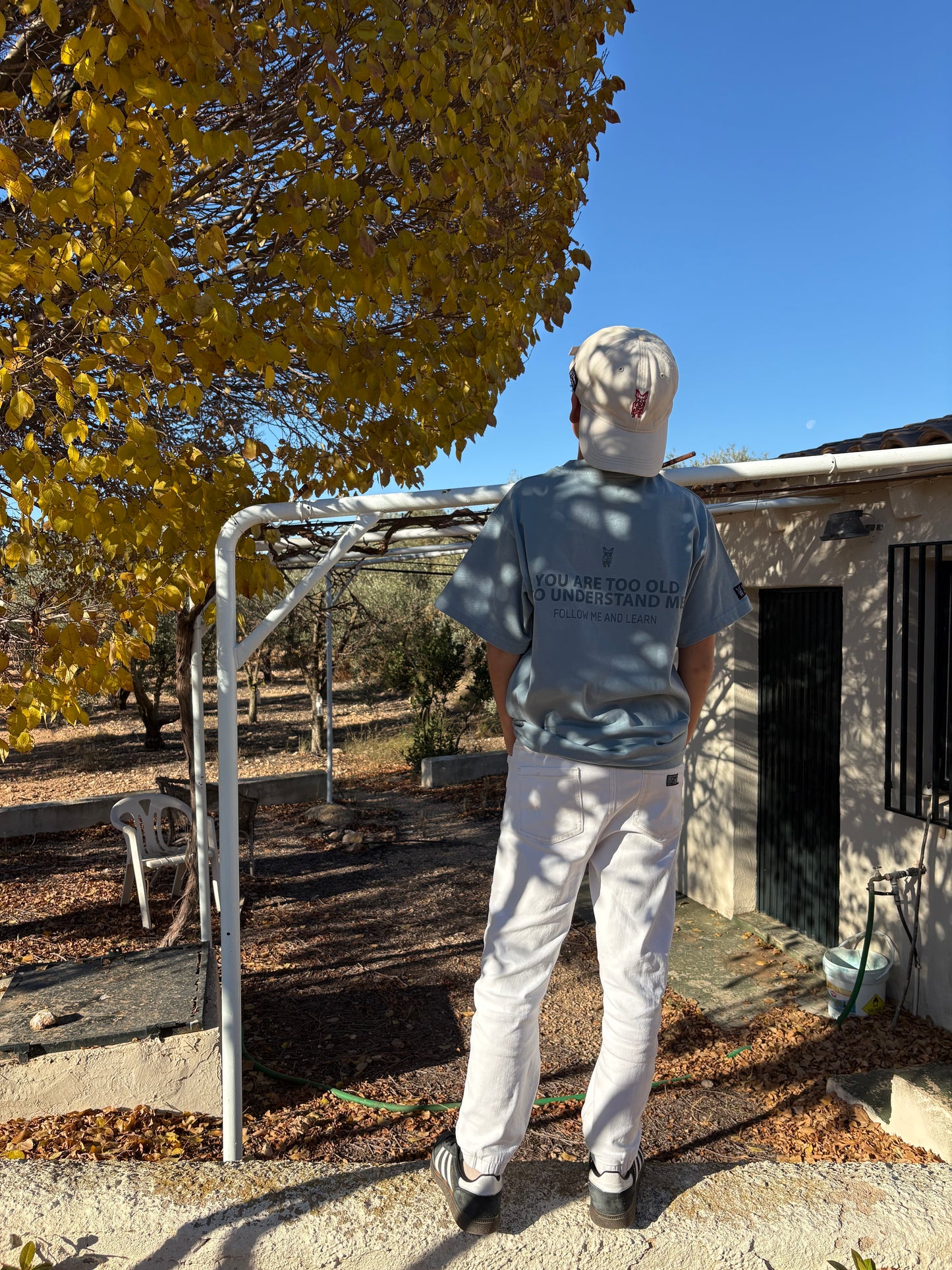 Camiseta Too Old - Azul Versoso